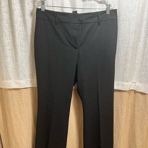 EUC Ann Taylor Curvy Bootleg Pants